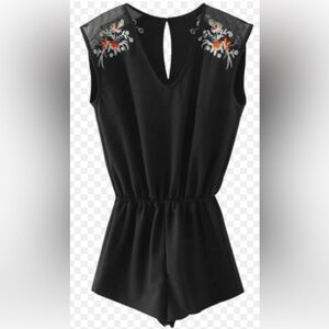 Dex floral/black romper size small